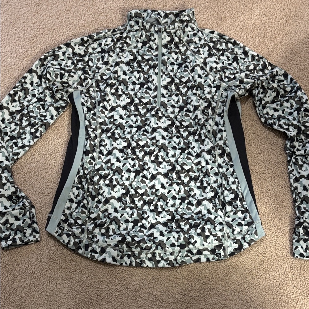 T by Talbots athletic Gray green pullover quarter zip